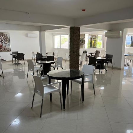 Hotel Wimbi Sun Пемба Екстер'єр фото