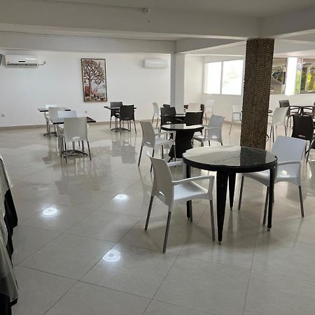 Hotel Wimbi Sun Пемба Екстер'єр фото